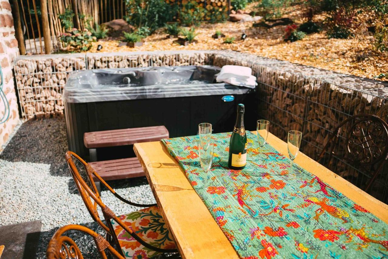Le Grand Petit Prince - Domaine De Charme - Jacuzzis Privatifs Guebwiller Exteriér fotografie