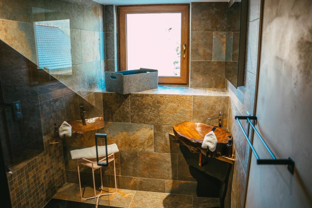 Le Grand Petit Prince - Domaine De Charme - Jacuzzis Privatifs Guebwiller Exteriér fotografie