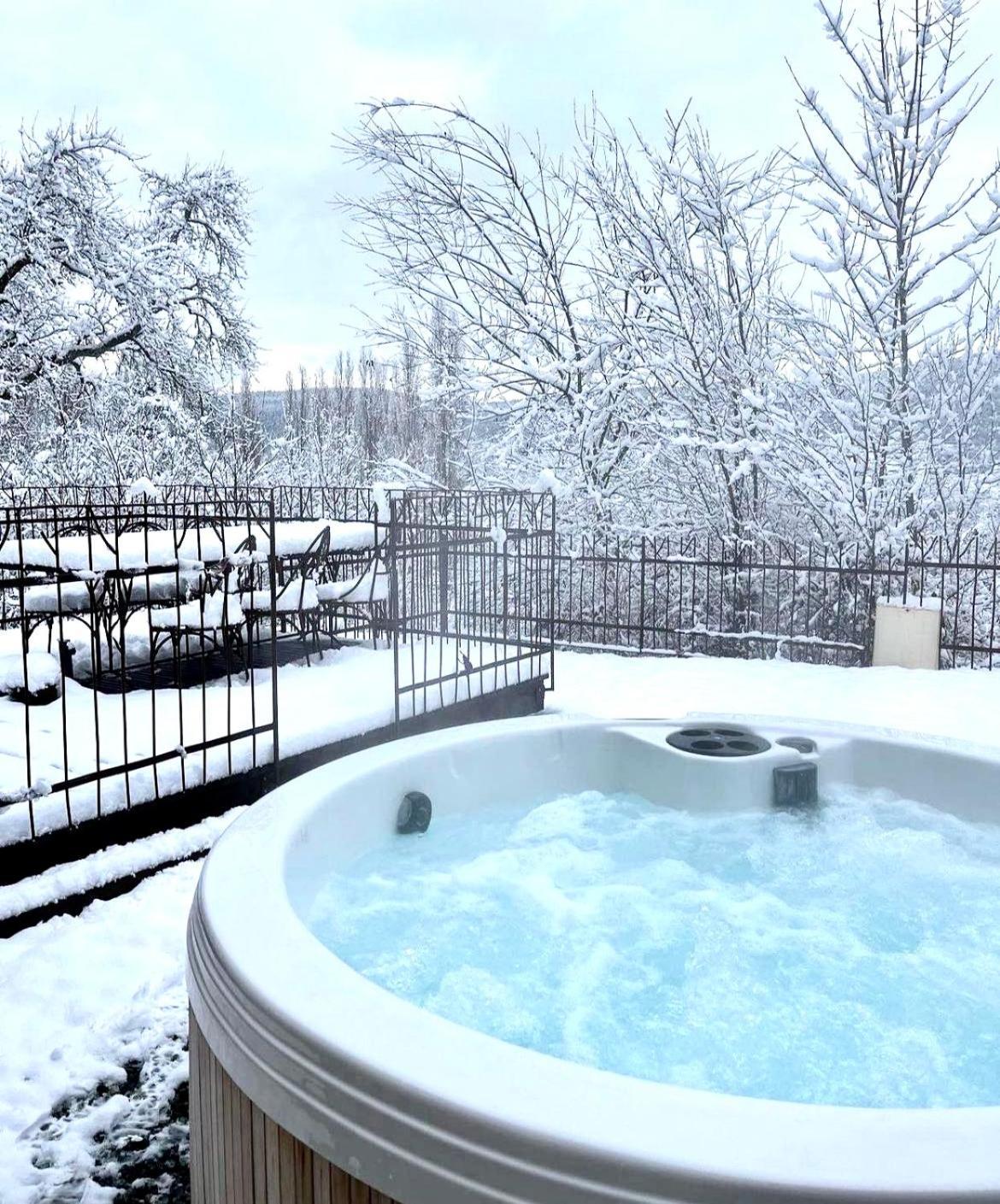 Le Grand Petit Prince - Domaine De Charme - Jacuzzis Privatifs Guebwiller Exteriér fotografie