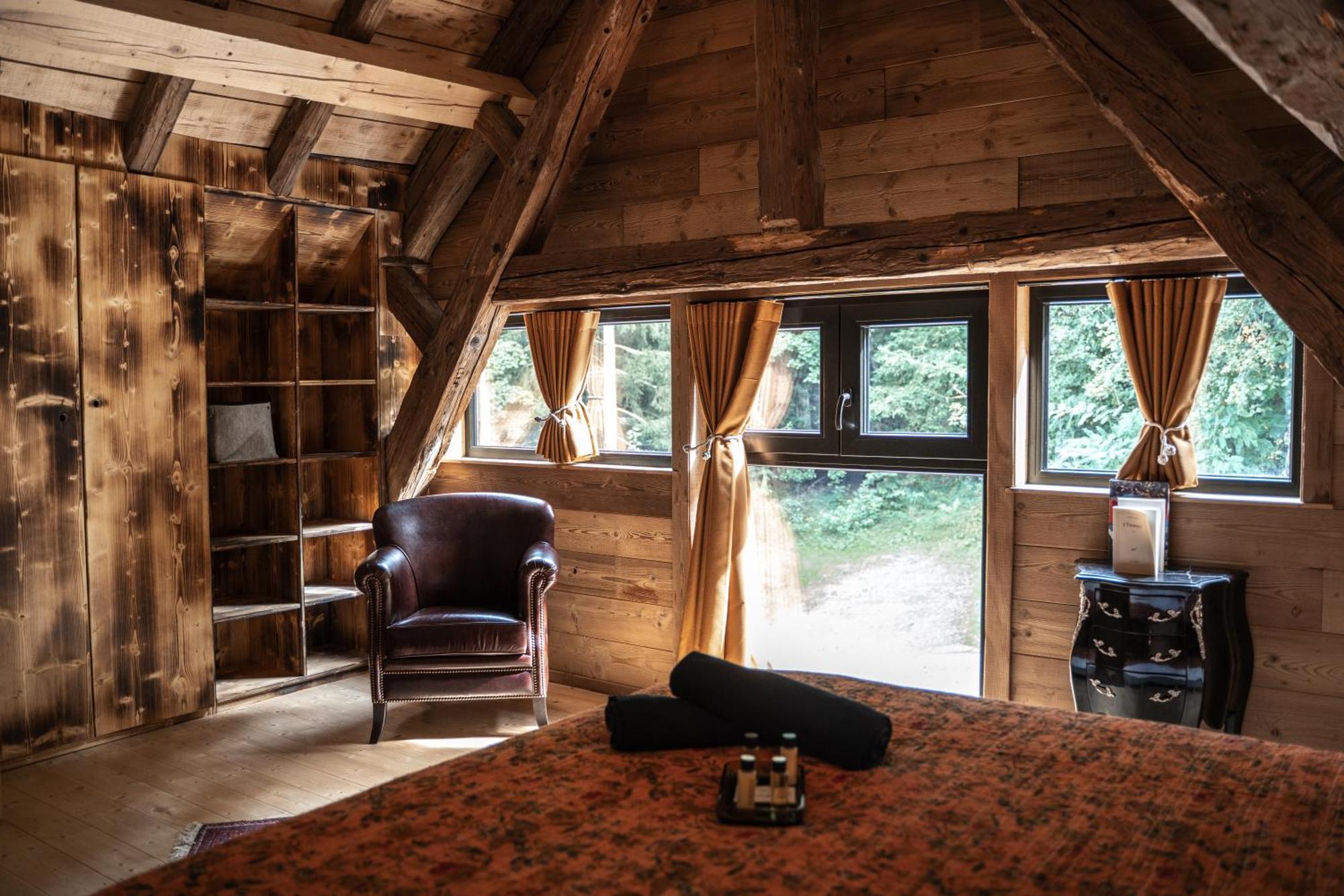 Le Grand Petit Prince - Domaine De Charme - Jacuzzis Privatifs Guebwiller Exteriér fotografie